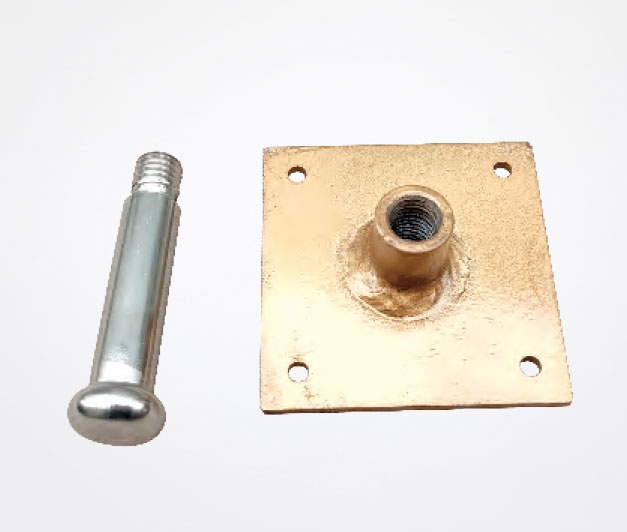 External concealed bolt type settlement marker